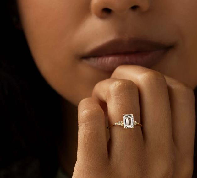 Emerald Cut Delicate Engagement Ring