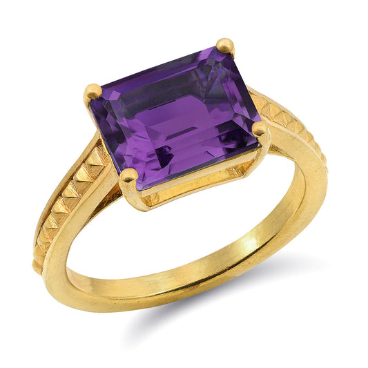 Pyramid Ring Amethyst 18K yellow gold bluejay fine jewelry custom gold pendants custom pendants gold custom rings